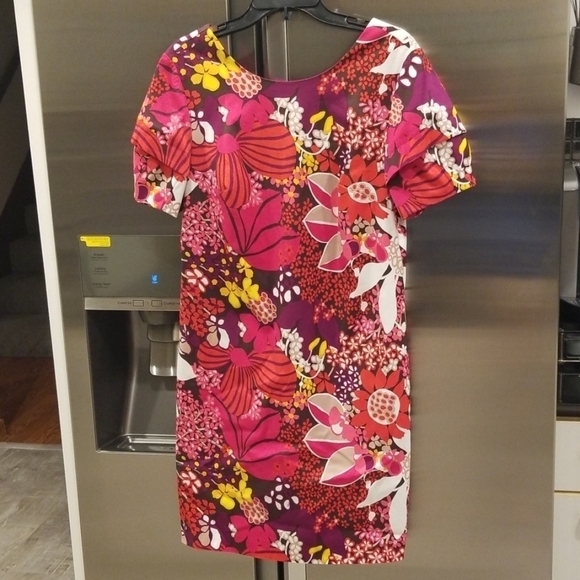 💕TRINA TURK💕 Colorful Floral Square Back Dress - Picture 1 of 8